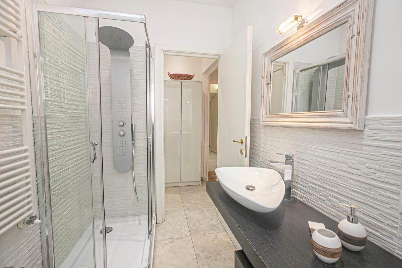 Real Italian Estate - Gold E Silver Appartement *