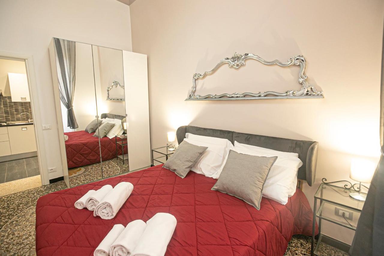 Real Italian Estate - Gold E Silver *